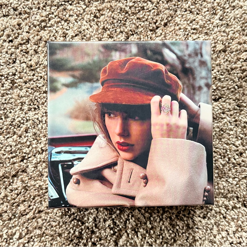 Taylor Swift Red Puzzle